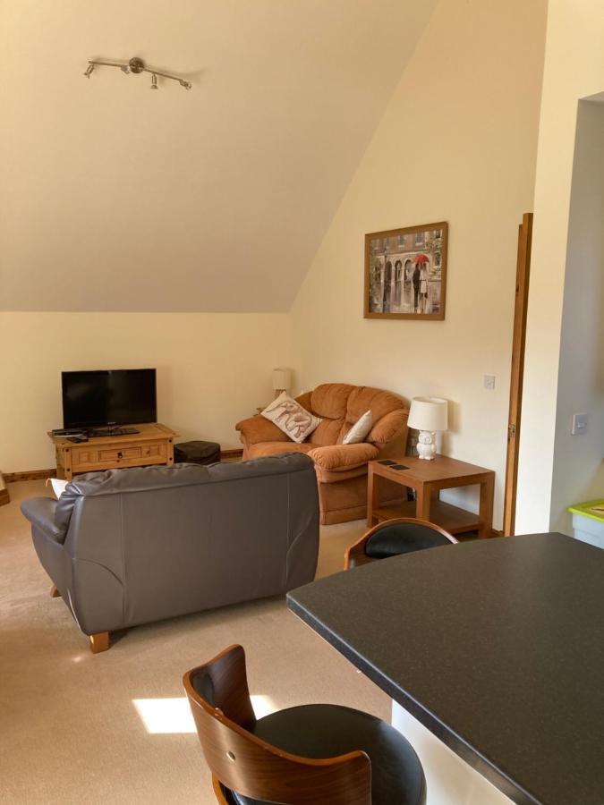 Springbank Apartment - Sleeps 4 - Pet Friendly 포트 윌리엄 외부 사진